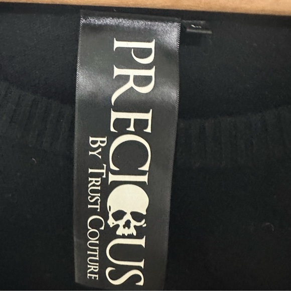 PR Black Sweater - Picture 3 of 5